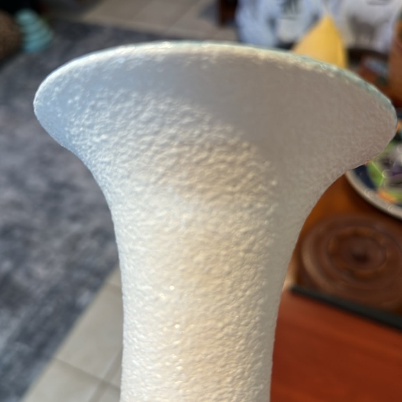 Vintage Royal Haeger Vase - Picture 9 of 12